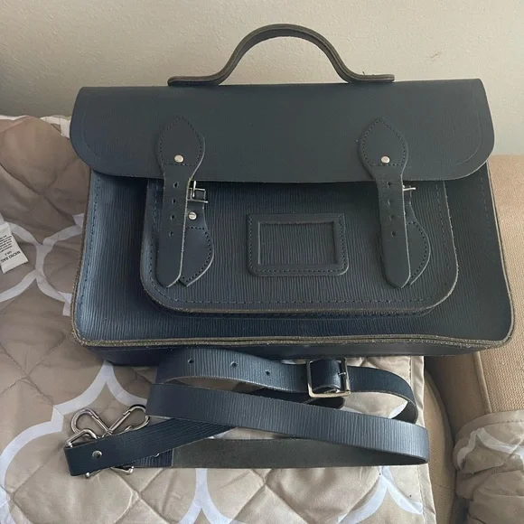 Cambridge Satchel Textured Satchel Bag - Picture 6 of 10